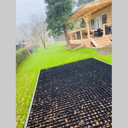 Moderner Einraumbungalow Auf Eigenem Grundstueck