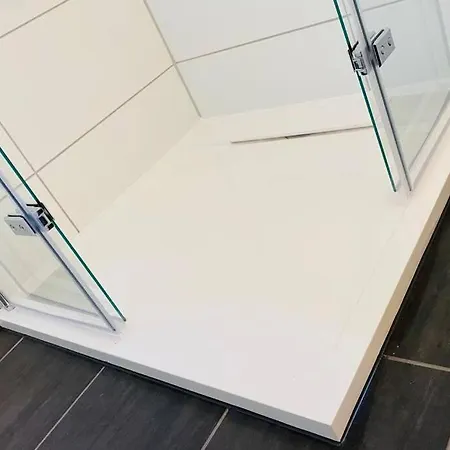 Moderner Einraumbungalow Auf Eigenem Grundstueck