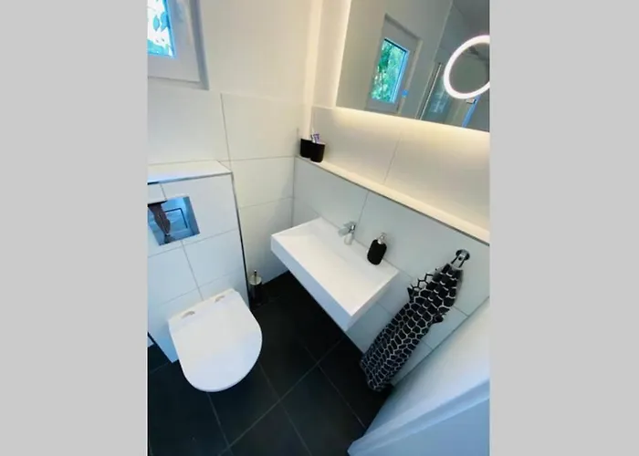 Moderner Einraumbungalow Auf Eigenem Grundstueck Semesterbostad Flecken Zechlin