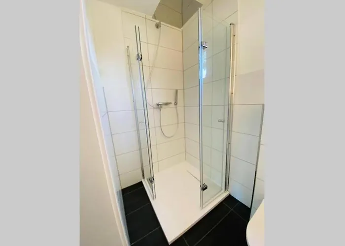 Moderner Einraumbungalow Auf Eigenem Grundstueck